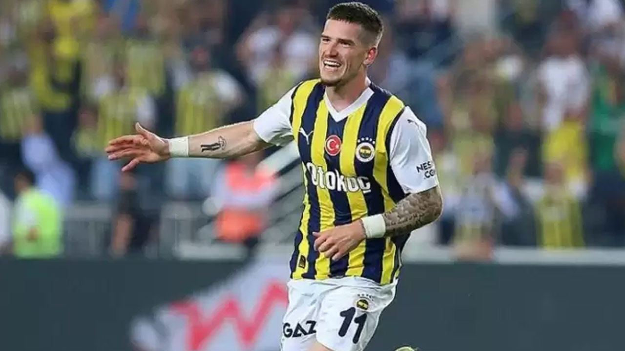 Beşiktaş'ın yeni teknik adamı Giovanni van Bronckhorst, Fenerbahçe'den Ryan  Kent'i istedi